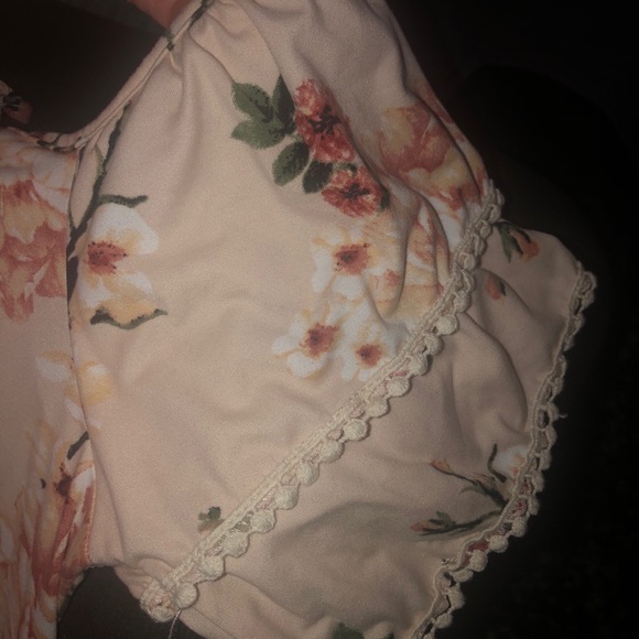 CHARLOTTE RUSSE TOP - Picture 4 of 4